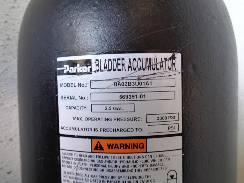 Parker 2.5 Gallon Bladder Accumulator, 3000 PSI, Model# BA02B3U01A1